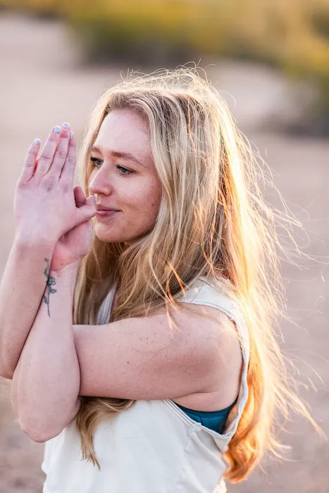 radi8 HOT YOGA Desert Ridge Picture 9