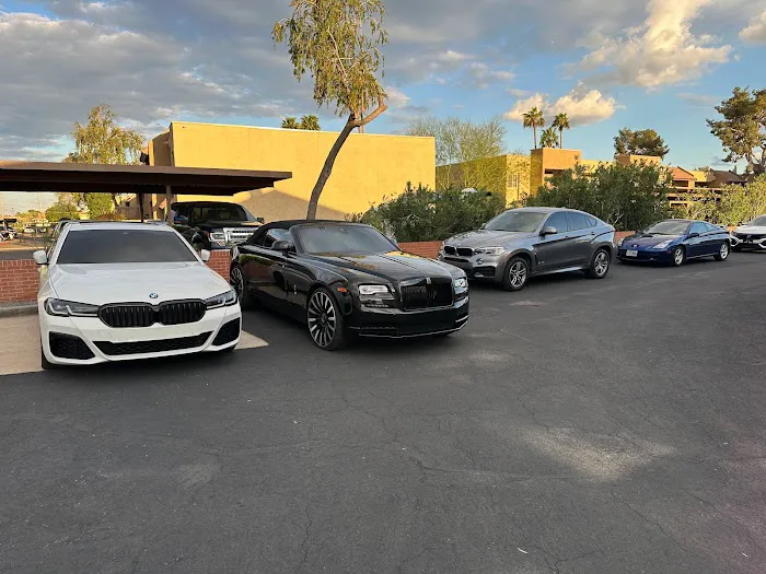 LUXE Health Club Picture 7