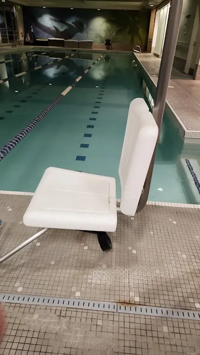 LA Fitness Picture 5