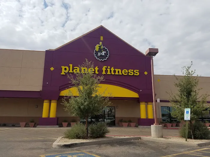 Planet Fitness Picture 3