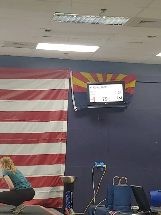 Olympia Weightlifting Center Picture 8