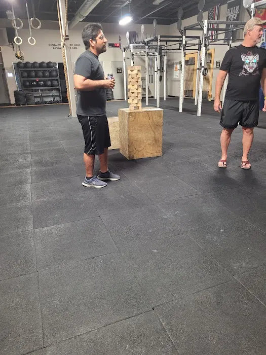 BLK LBL Fitness Club Picture 7