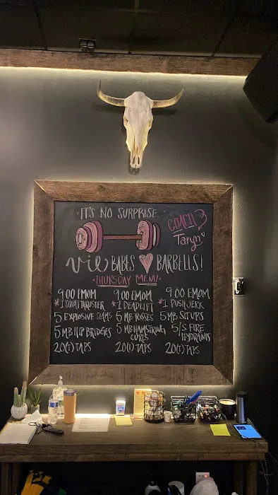 Vie Athletics Picture 7