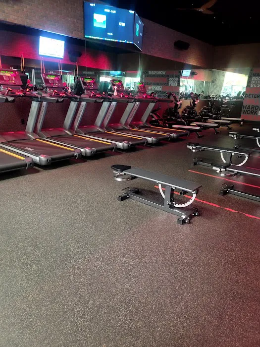 LA Fitness Picture 10