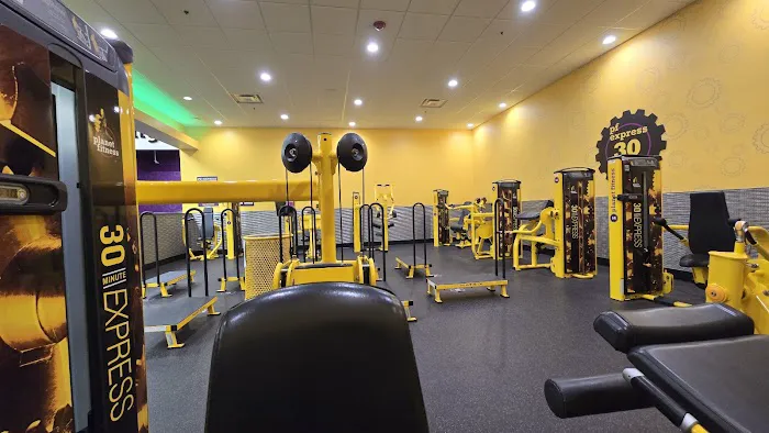 Planet Fitness Picture 8