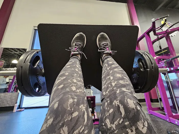Planet Fitness Picture 10