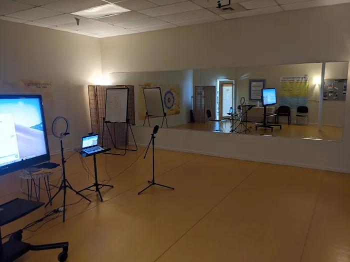 Body & Brain Yoga Tai Chi Picture 9