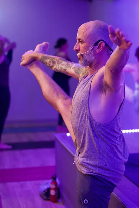 Modern Yoga Picture 6