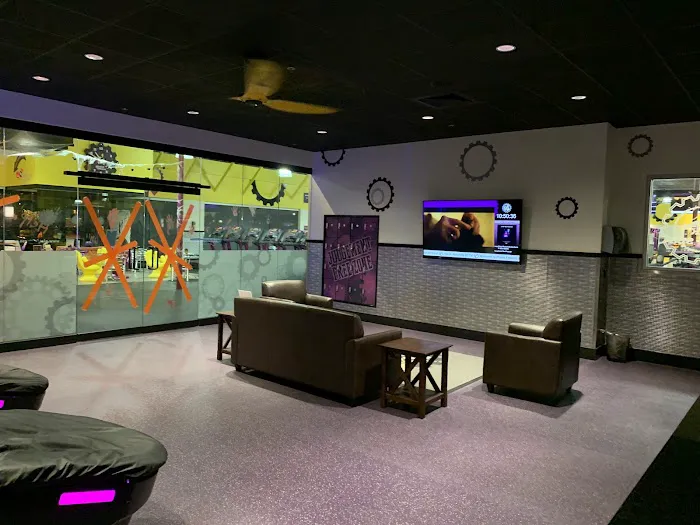 Planet Fitness Picture 4