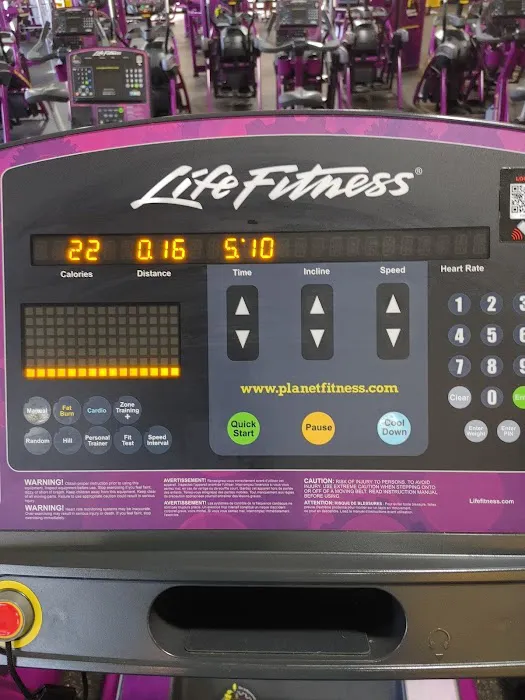 Planet Fitness Picture 9