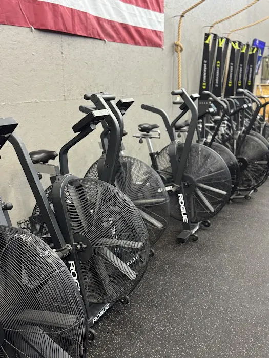 Fast and Heavy - Home of CrossFit FH Picture 3