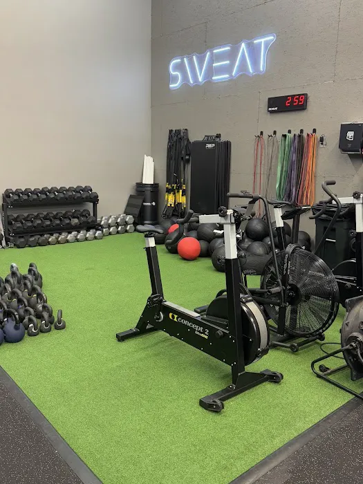 Fast and Heavy - Home of CrossFit FH Picture 5