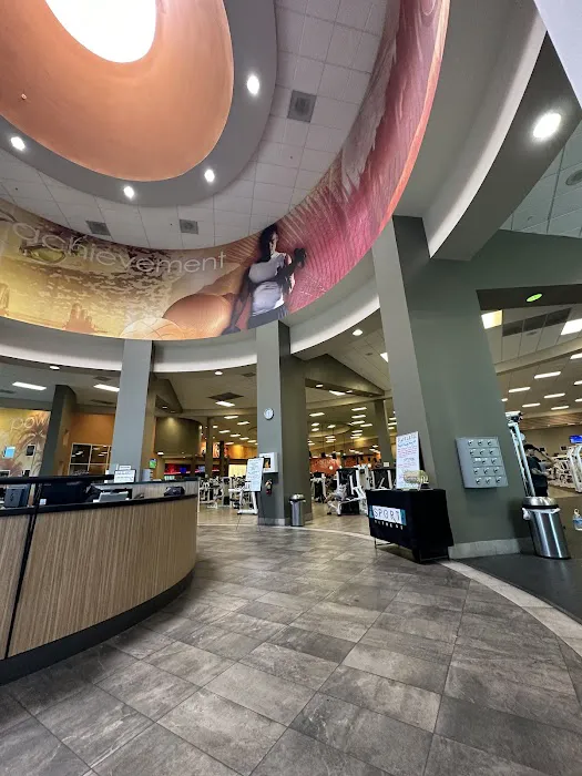 LA Fitness Picture 4