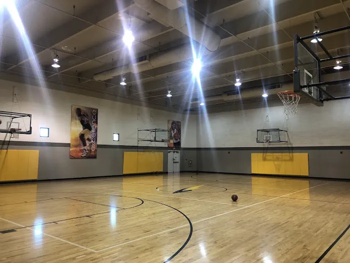 LA Fitness Picture 5