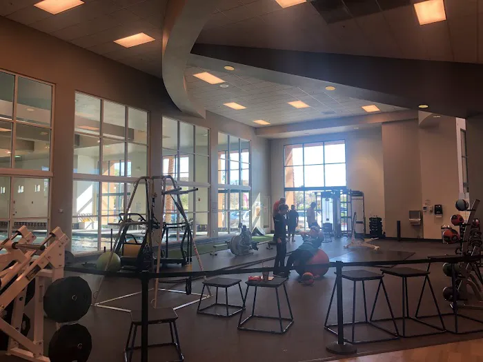 LA Fitness Picture 7