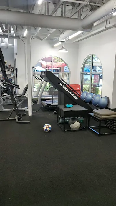 The Perfect Fit - Personal Fitness Training Center Picture 4