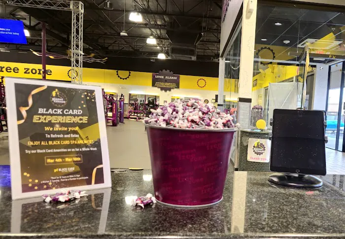 Planet Fitness Picture 5