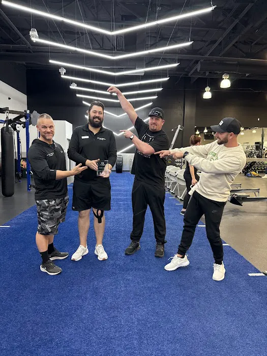 Physiq Fitness Picture 3