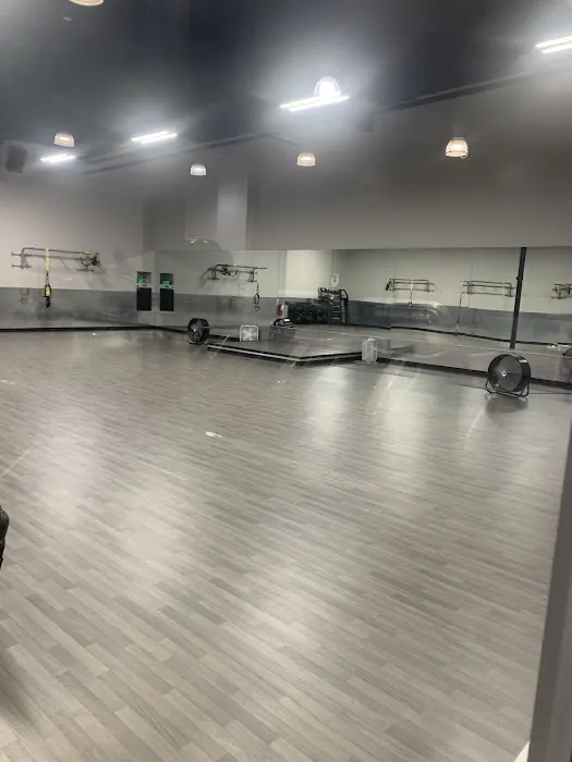 Physiq Fitness Picture 4