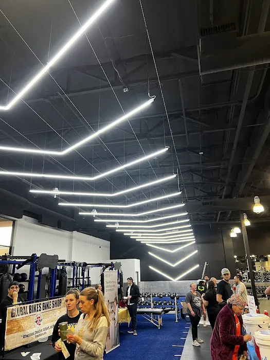 Physiq Fitness Picture 10