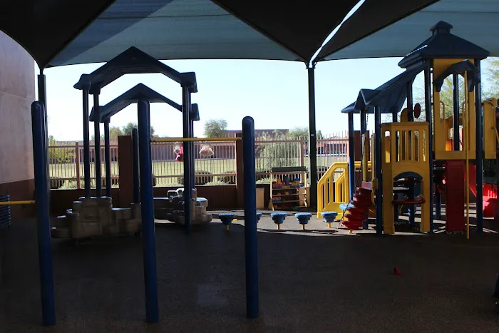 Chandler / Gilbert Family YMCA Picture 9