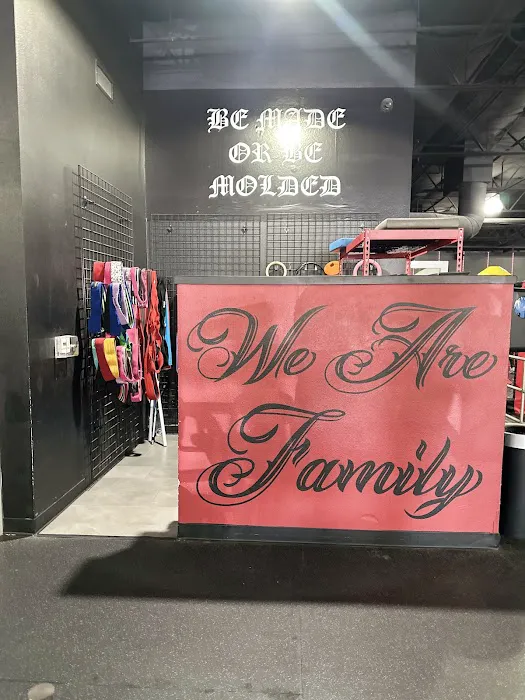 Self Made Training Facility Scottsdale | Personal Fitness Center Picture 10