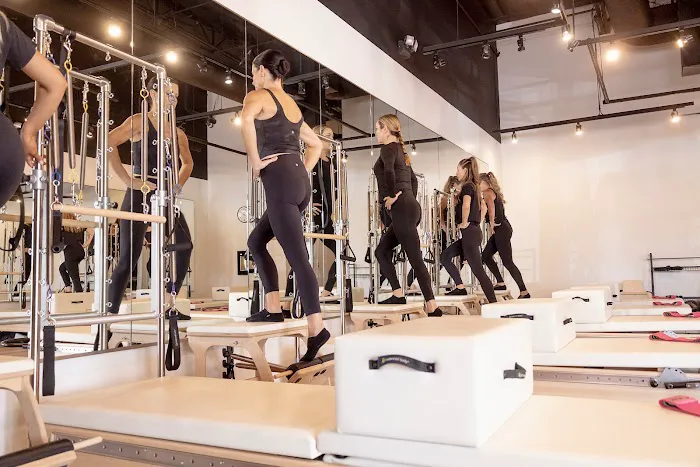 Define Pilates Scottsdale, Reformer Pilates Studio Picture 3