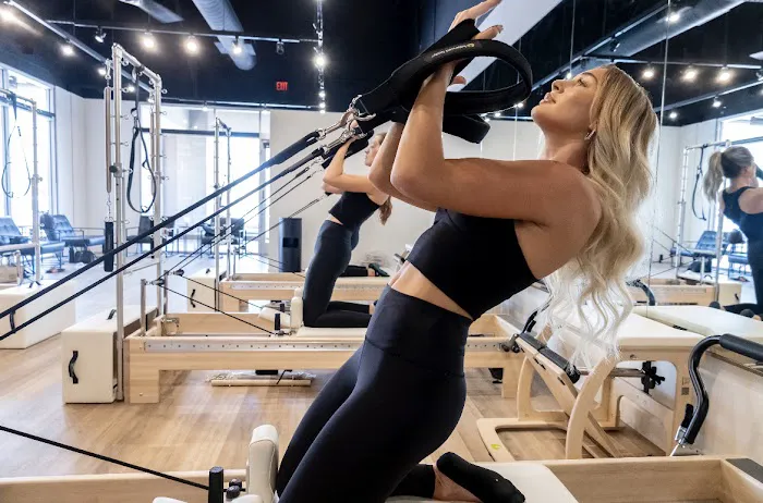 Define Pilates Scottsdale, Reformer Pilates Studio Picture 10