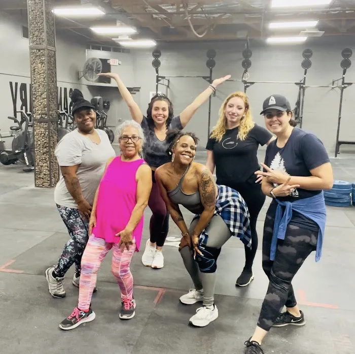 Fitness Diva Hip Hop Fitness Class Picture 4