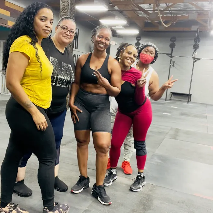Fitness Diva Hip Hop Fitness Class Picture 8