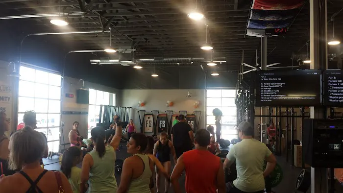 Fit Society Picture 5