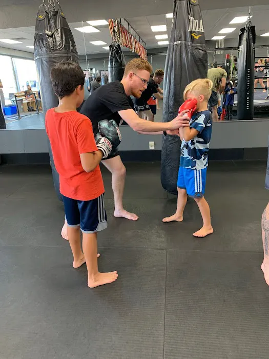 Dan's Gym Boxing, Muay Thai & Fitness Picture 7