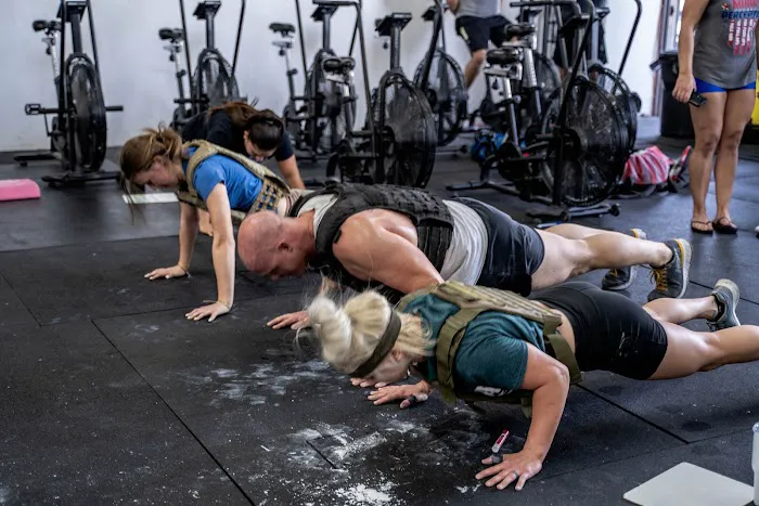 CrossFit Unhinged Picture 8