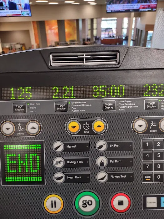 LA Fitness Picture 10