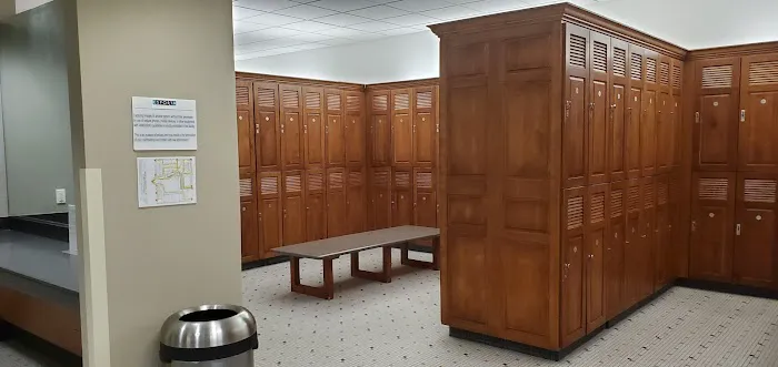 LA Fitness Picture 7