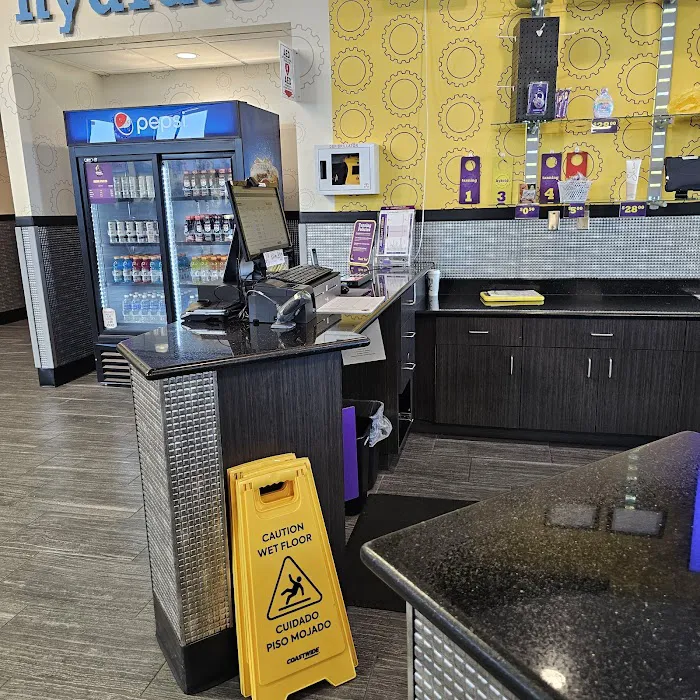 Planet Fitness Picture 4