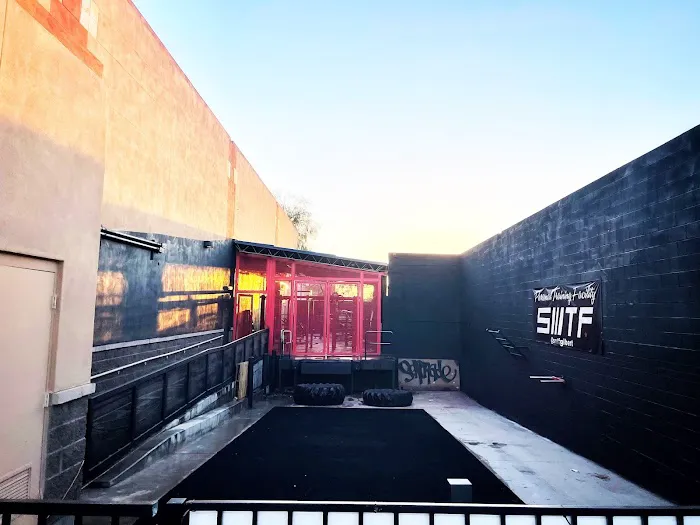 Self Made Training Facility Gilbert | Personal Fitness Center Picture 5