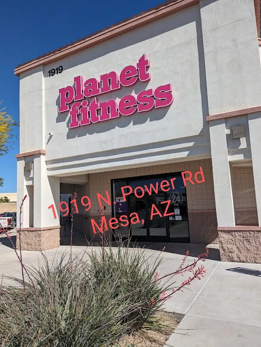 Planet Fitness Picture 1