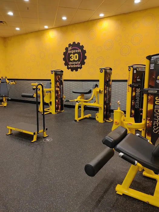 Planet Fitness Picture 5