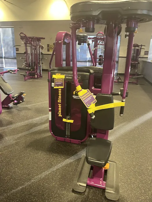 Planet Fitness Picture 5