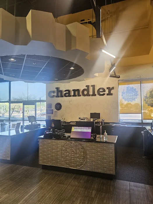 Planet Fitness Picture 7