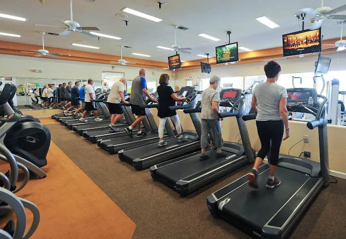 IronOaks Fitness & Racquet Center Picture 5