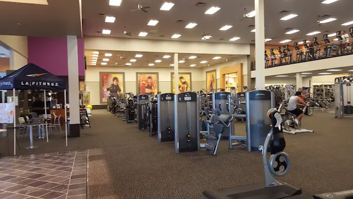 LA Fitness Picture 5