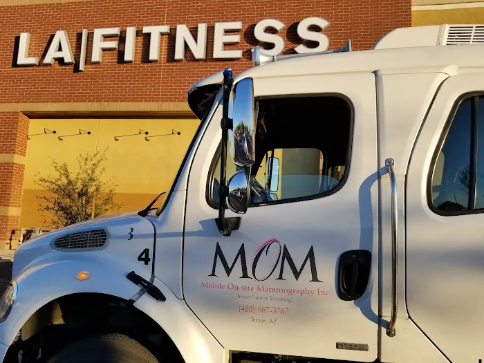 LA Fitness Picture 10