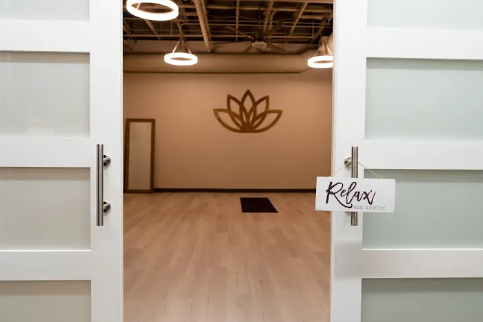 Lifeologie Yoga Picture 1