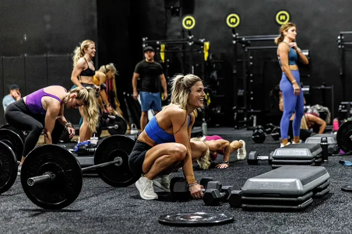 The Gym Class Picture 3