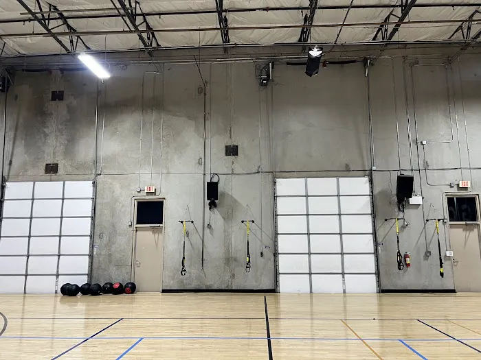 The Gym Class Picture 8