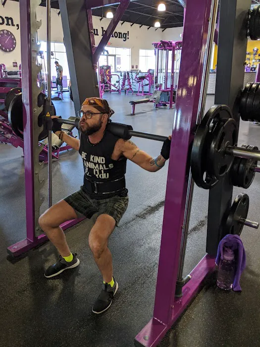 Planet Fitness Picture 9