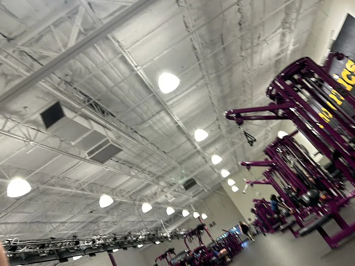 Planet Fitness Picture 5