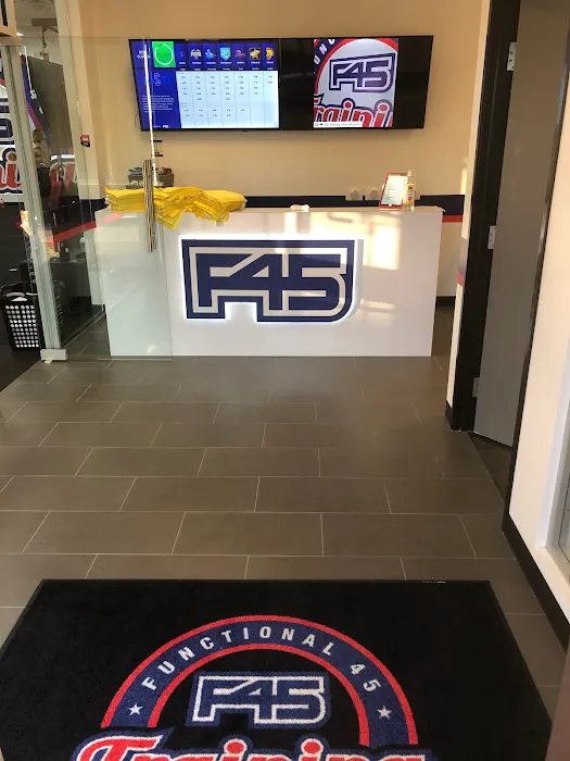 F45 Training Santan Village Picture 2
